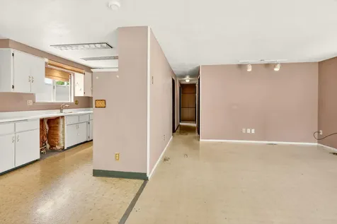 1425 Lawnridge Street Medford OR 97504