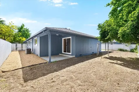 783 Columbine Way Central Point OR 97502