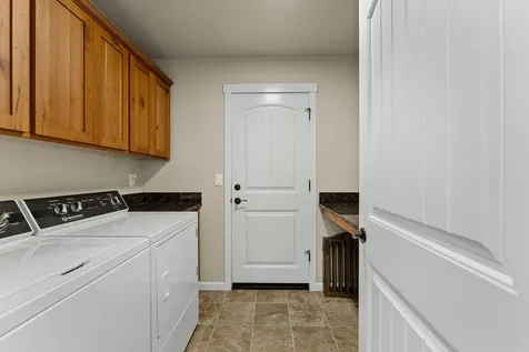 183 Lincoln Road Grants Pass OR 97526