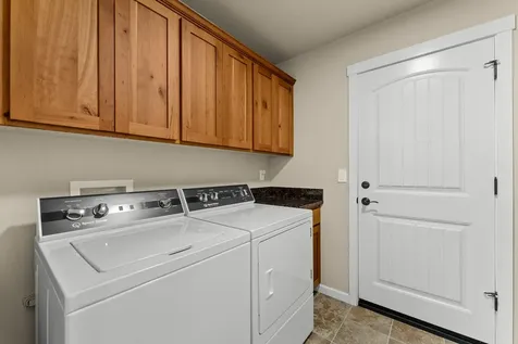 183 Lincoln Road Grants Pass OR 97526