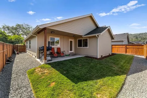 183 Lincoln Road Grants Pass OR 97526