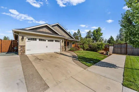 183 Lincoln Road Grants Pass OR 97526