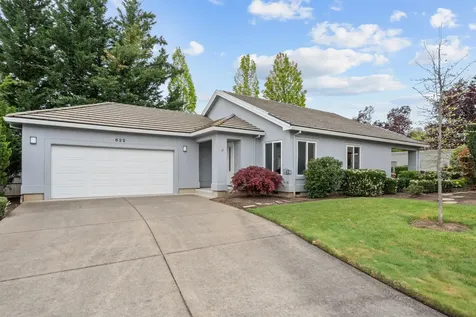 622 Fernwood Drive Medford OR 97504