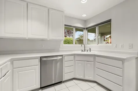 622 Fernwood Drive Medford OR 97504