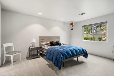 622 Fernwood Drive Medford OR 97504