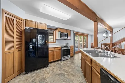 2267 Old Military Road Central Point OR 97502