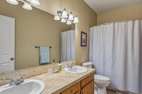 4010 SW Majestic Avenue Redmond OR 97756