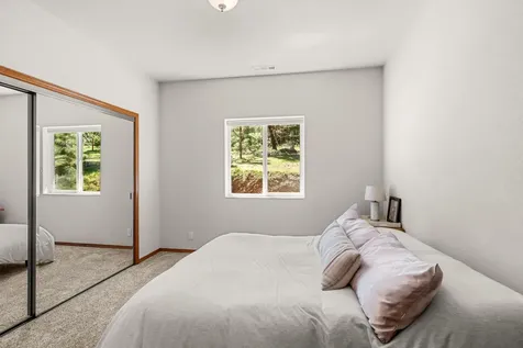 2295 W Evans Creek Road Rogue River OR 97537