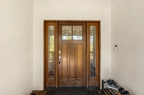 2295 W Evans Creek Road Rogue River OR 97537