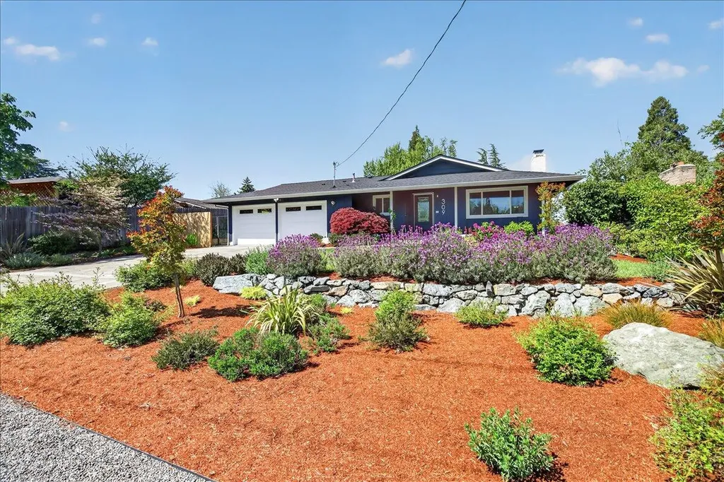 309 N Berkeley Way Medford OR 97504