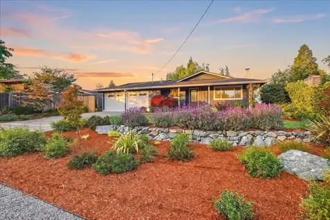 309 N Berkeley Way Medford OR 97504
