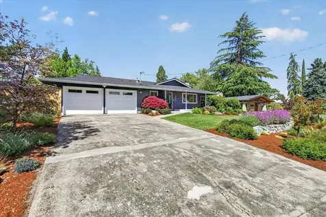 309 N Berkeley Way Medford OR 97504