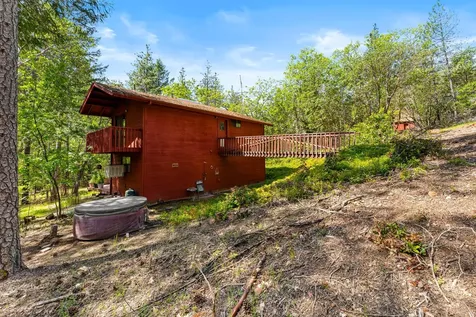1610 Jumpoff Joe Creek Road Grants Pass OR 97526