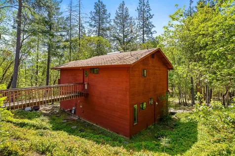 1610 Jumpoff Joe Creek Road Grants Pass OR 97526