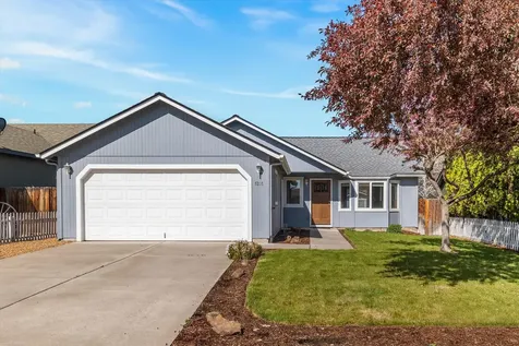 1201 SW 31st Street Redmond OR 97756