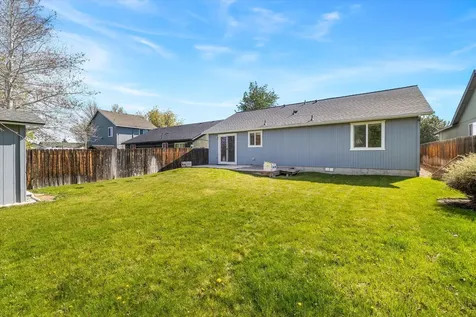 1201 SW 31st Street Redmond OR 97756