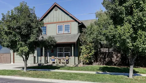 1494 NE Rumgay Lane Bend OR 97701