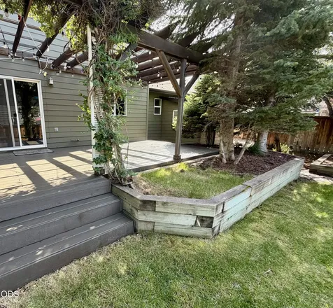 1494 NE Rumgay Lane Bend OR 97701