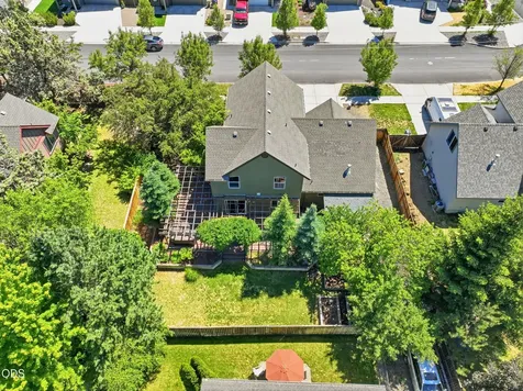 1494 NE Rumgay Lane Bend OR 97701
