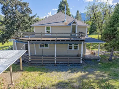 2401 E Fork Road Williams OR 97544
