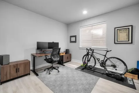 20850 SE Delta Drive Bend OR 97702