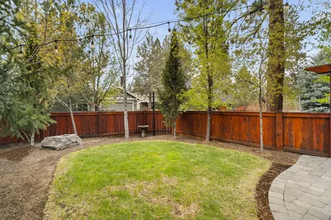 1483 NW John Fremont Street Bend OR 97703