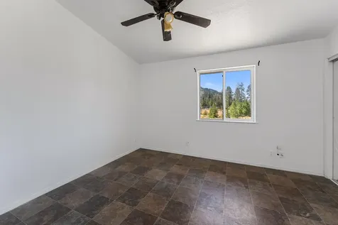 6375 Lake Shore Drive Selma OR 97538