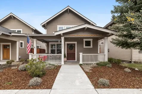 1048 E Black Butte Avenue Sisters OR 97759