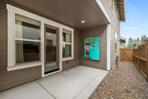 1048 E Black Butte Avenue Sisters OR 97759