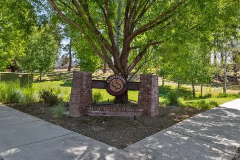 1048 E Black Butte Avenue Sisters OR 97759