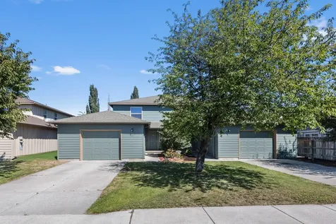 717 NE Larch Avenue Redmond OR 97756