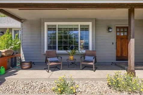 1180 NW F Street Grants Pass OR 97526