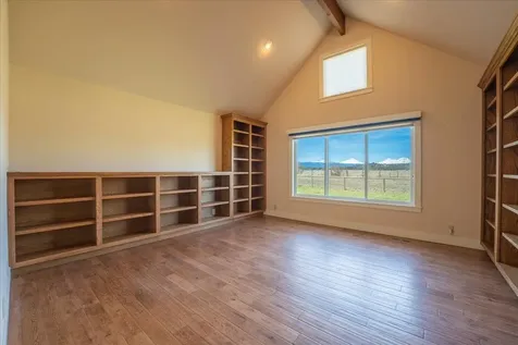 66215 Barr Road Bend OR 97703