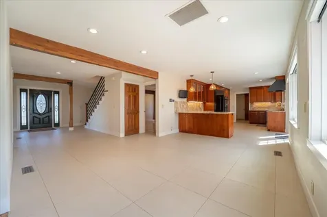 66215 Barr Road Bend OR 97703