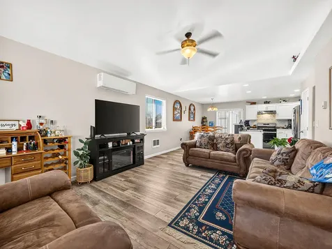 5637 Mickshelly Circle Klamath Falls OR 97603