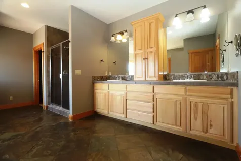 21491 Bear Creek Road Bend OR 97701