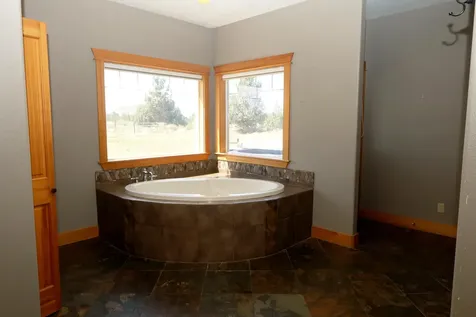 21491 Bear Creek Road Bend OR 97701
