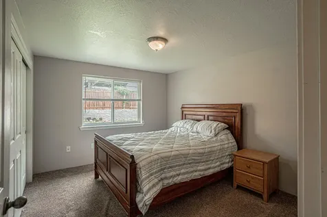 514 Coventry Court Eagle Point OR 97524