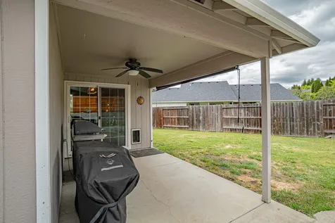 514 Coventry Court Eagle Point OR 97524