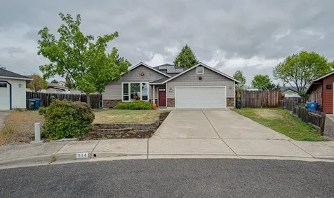 514 Coventry Court Eagle Point OR 97524