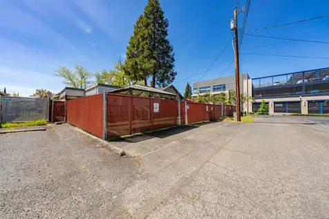 313 S Ivy Street Medford OR 97501