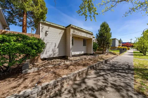 313 S Ivy Street Medford OR 97501