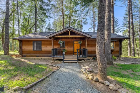 1201 Reeves Creek Road Selma OR 97538