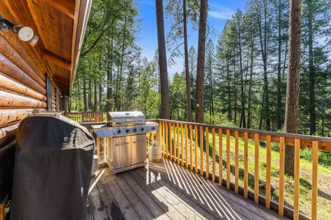 1201 Reeves Creek Road Selma OR 97538