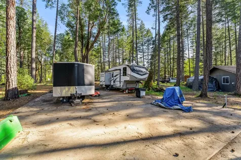 1201 Reeves Creek Road Selma OR 97538