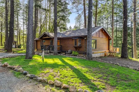 1201 Reeves Creek Road Selma OR 97538