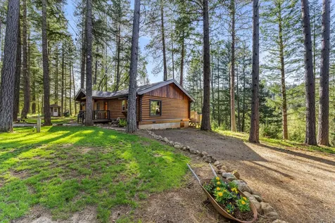 1201 Reeves Creek Road Selma OR 97538
