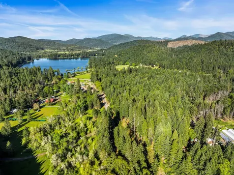 1201 Reeves Creek Road Selma OR 97538