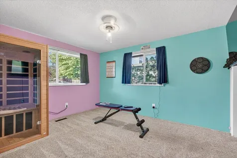 2573 Eaton Drive Medford OR 97504