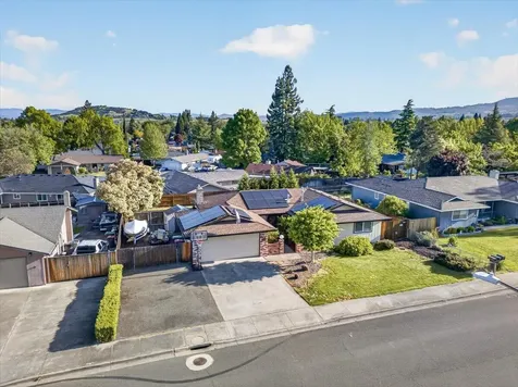 2573 Eaton Drive Medford OR 97504